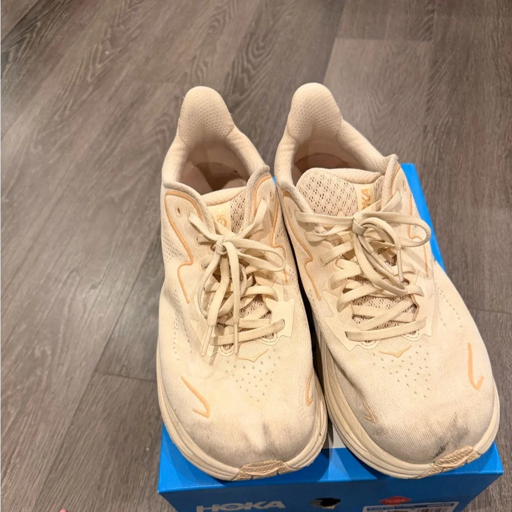 Hoka Clifton 10 - Picture 1 of 8